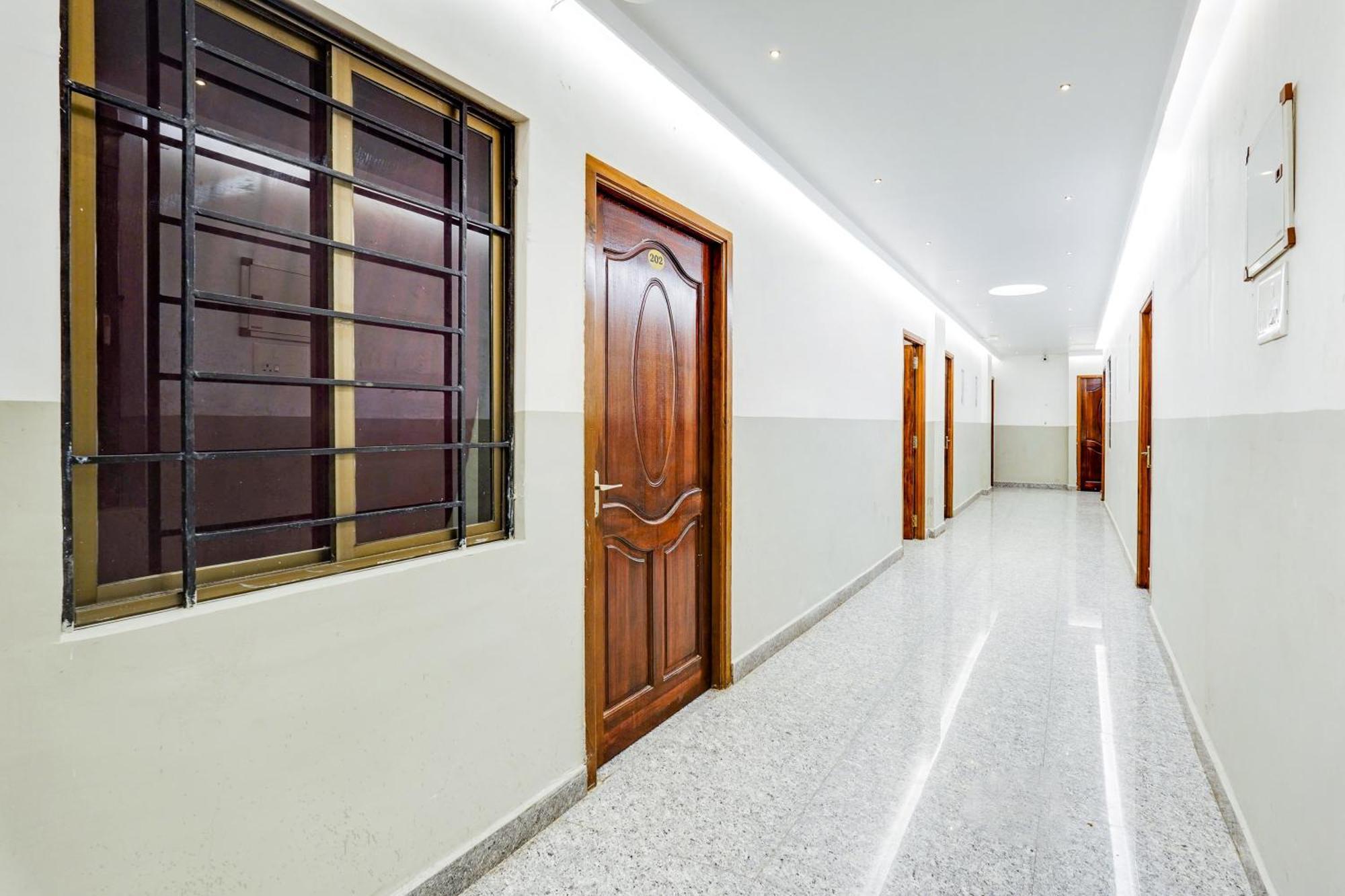 Super Hotel O White Town Formerly Seascape Residency Pondicherry Ngoại thất bức ảnh